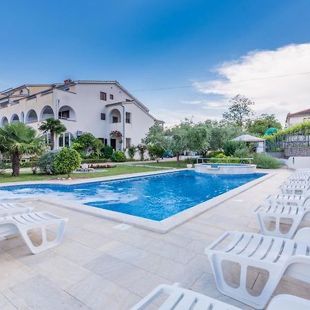 B&B Dujmovic Malinska Dış mekan fotoğraf