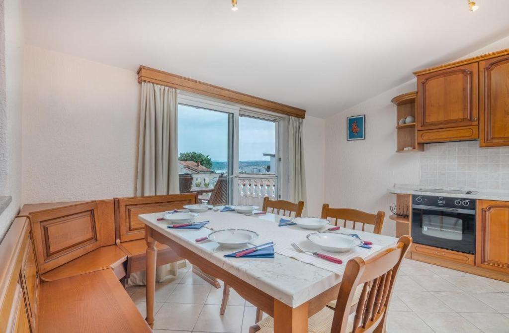 B&B Dujmovic Malinska Oda fotoğraf