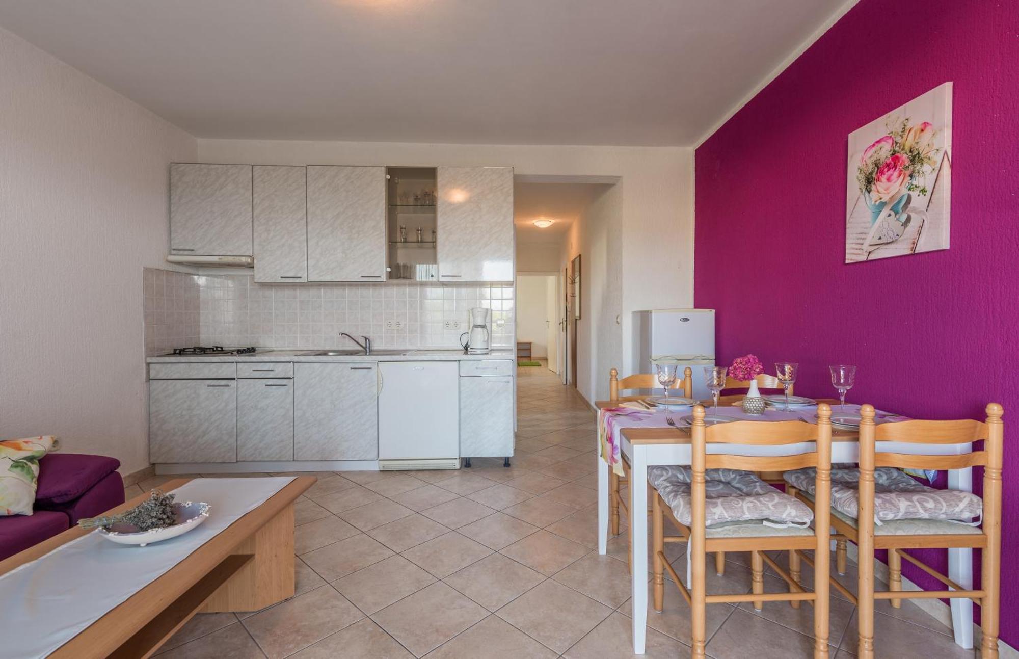 B&B Dujmovic Malinska Oda fotoğraf