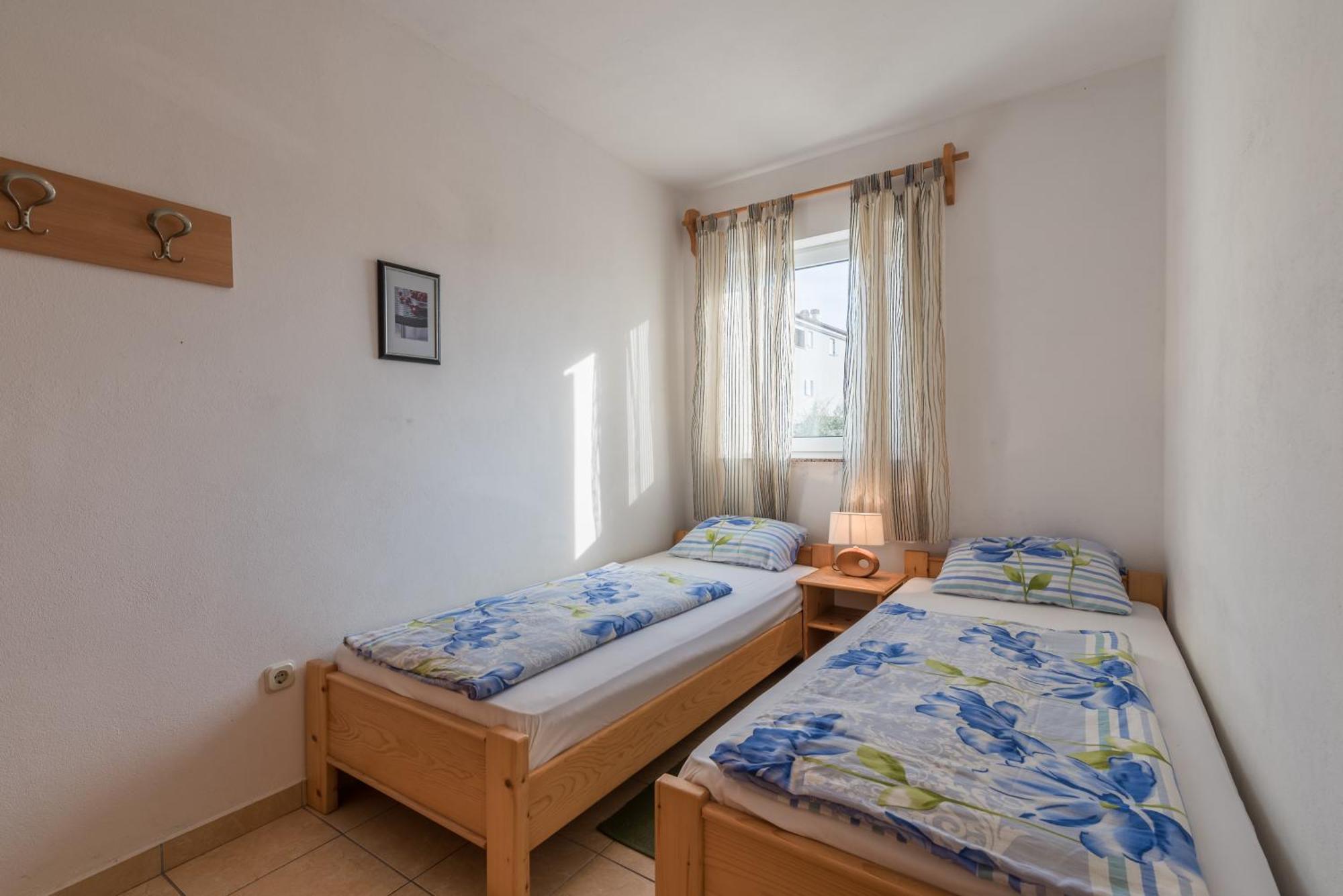 B&B Dujmovic Malinska Oda fotoğraf